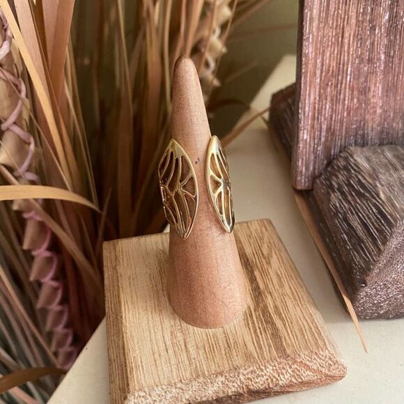 Stainless Steel IP Gold(Ion Plating) Open Design Ring Size 6 - Picture 1 of 8